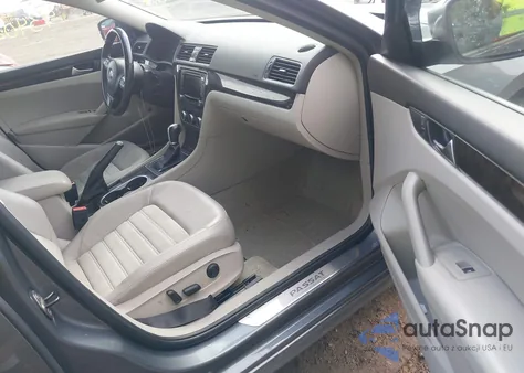 2014 Volkswagen Passat 2.0L Tdi Sel Premium z USA, uszkodzony, nr VIN 1VWCN7A3XEC067756